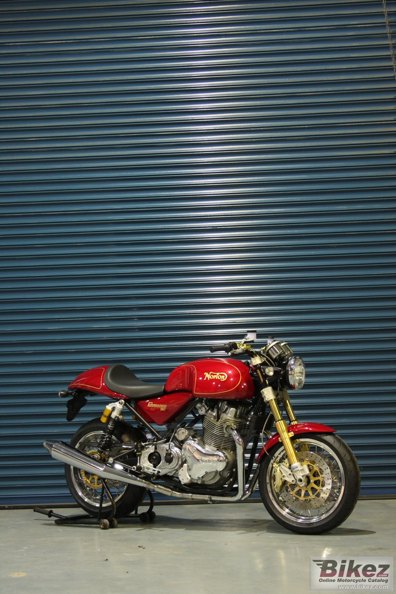 Big Norton commando 961 sport picture and wallpaper from Bikez.com